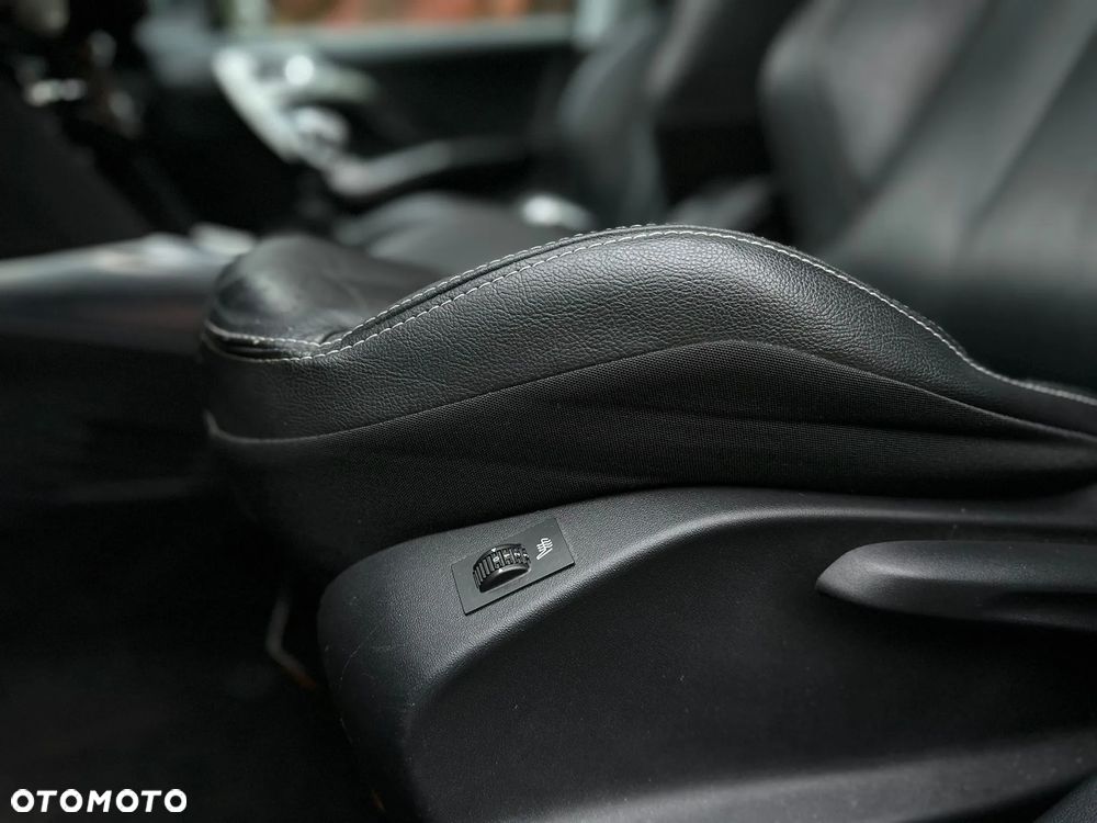 Peugeot 2008 Allure - 11