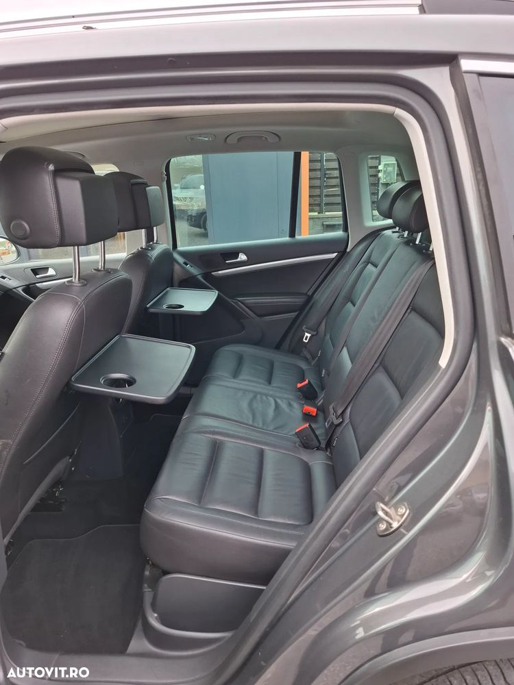 Volkswagen Tiguan 2.0 TDI SCR 4MOTION BlueMotion Technology Lounge Sport & Style - 11