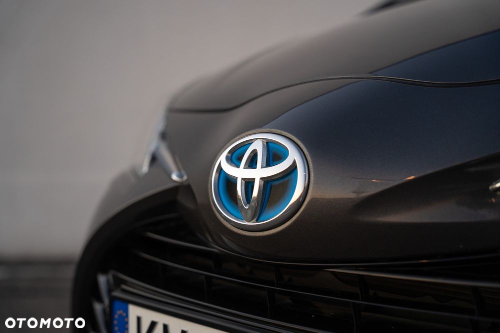 Toyota Yaris Hybrid 100 Premium EU6 - 23
