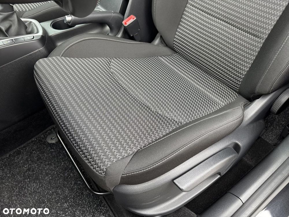 Kia XCeed 1.5 T-GDI M - 13