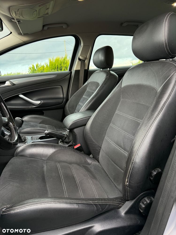 Ford Mondeo 2.0 TDCi Titanium X - 9