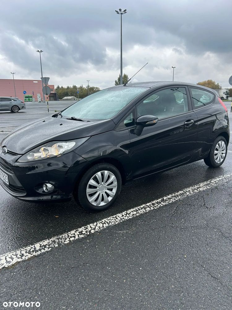 Ford Fiesta - 2