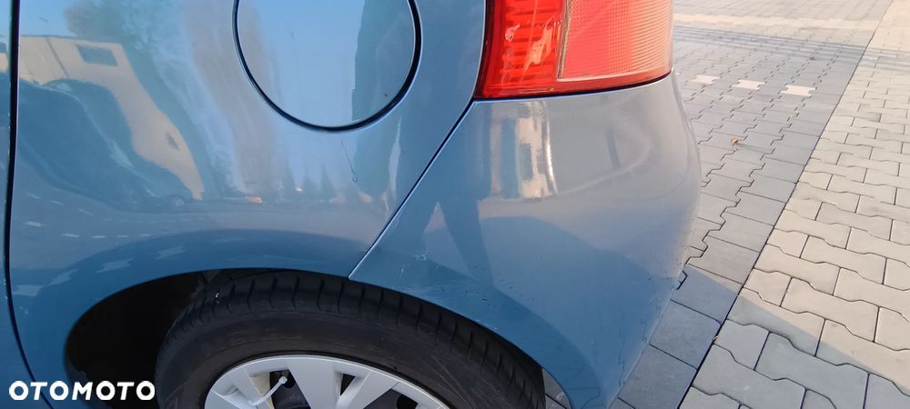 Toyota Yaris ver-1-4-d--4d - 12