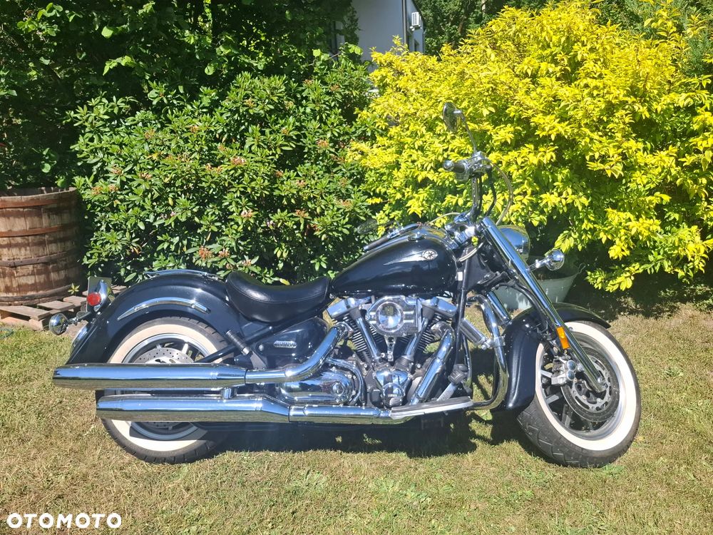 Yamaha Road Star - 2