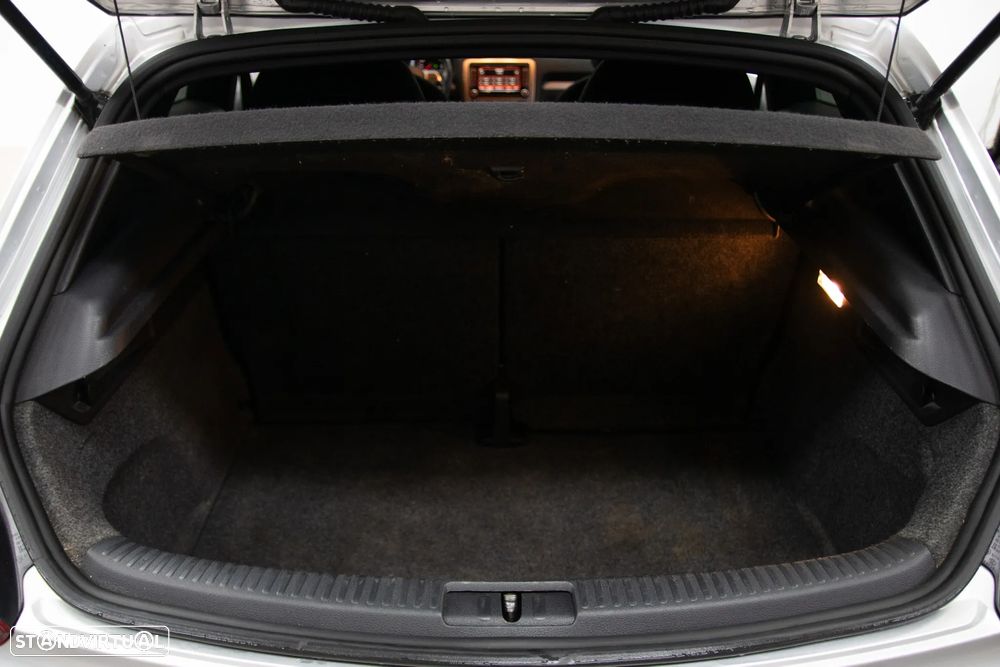 VW Scirocco 2.0 TSI DSG - 49