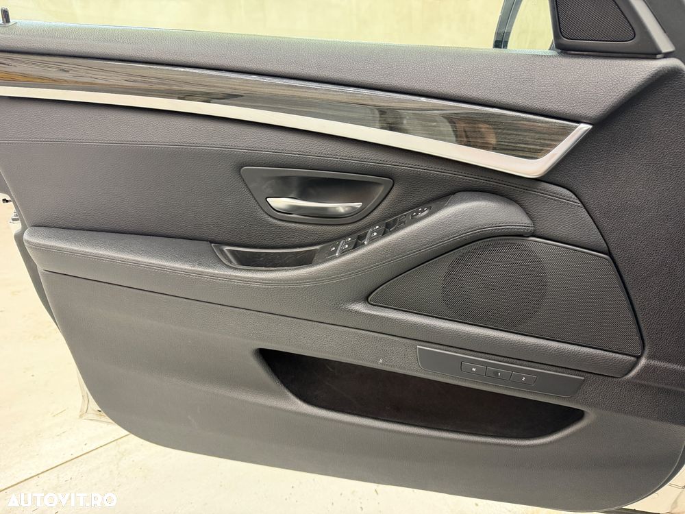BMW Seria 5 525d xDrive Sport-Aut. - 22
