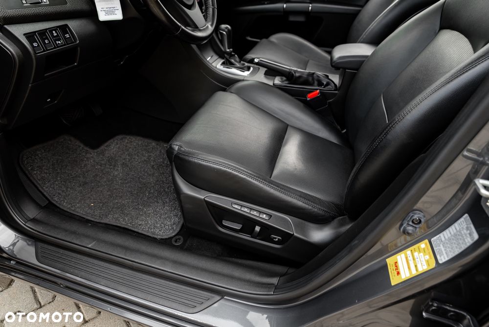 Suzuki Kizashi 2.4 4x4 CVT Sport - 19