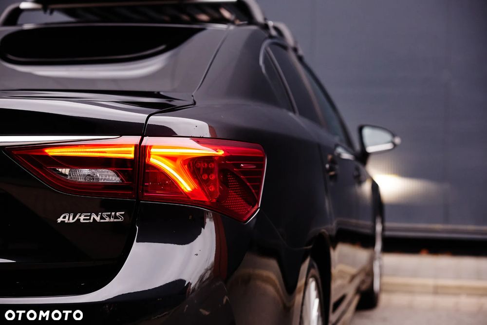 Toyota Avensis 2.0 D-4D Prestige - 7