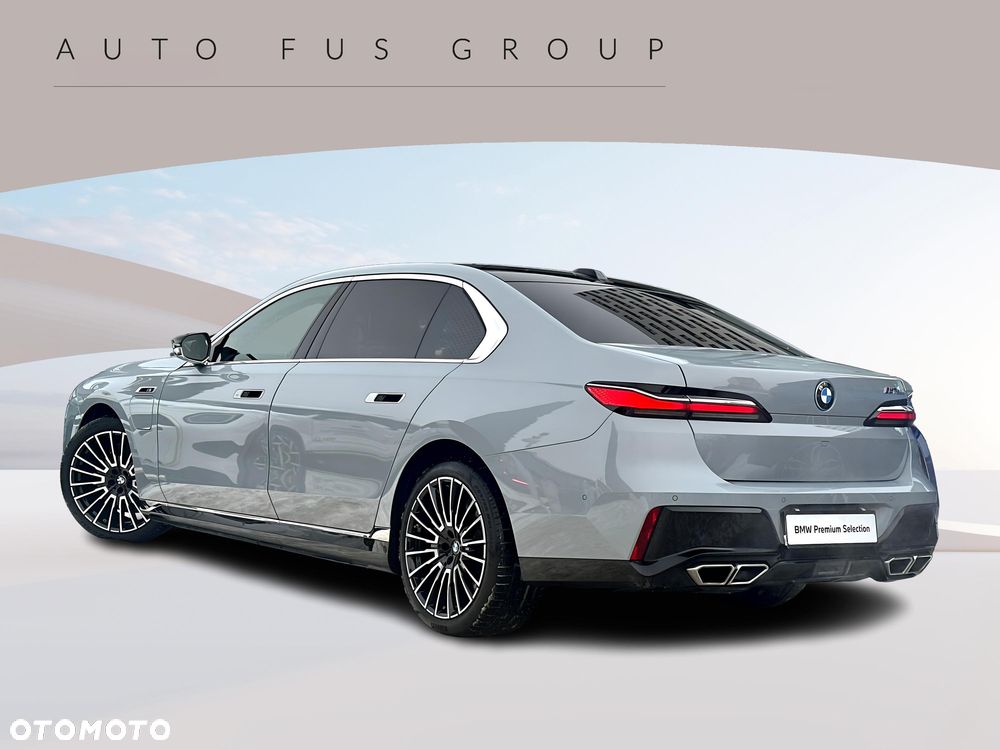 BMW Seria 7 M760e PHEV xDrive sport - 4