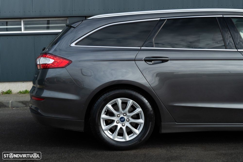 Ford Mondeo SW 1.5 TDCi Titanium ECOnetic - 39