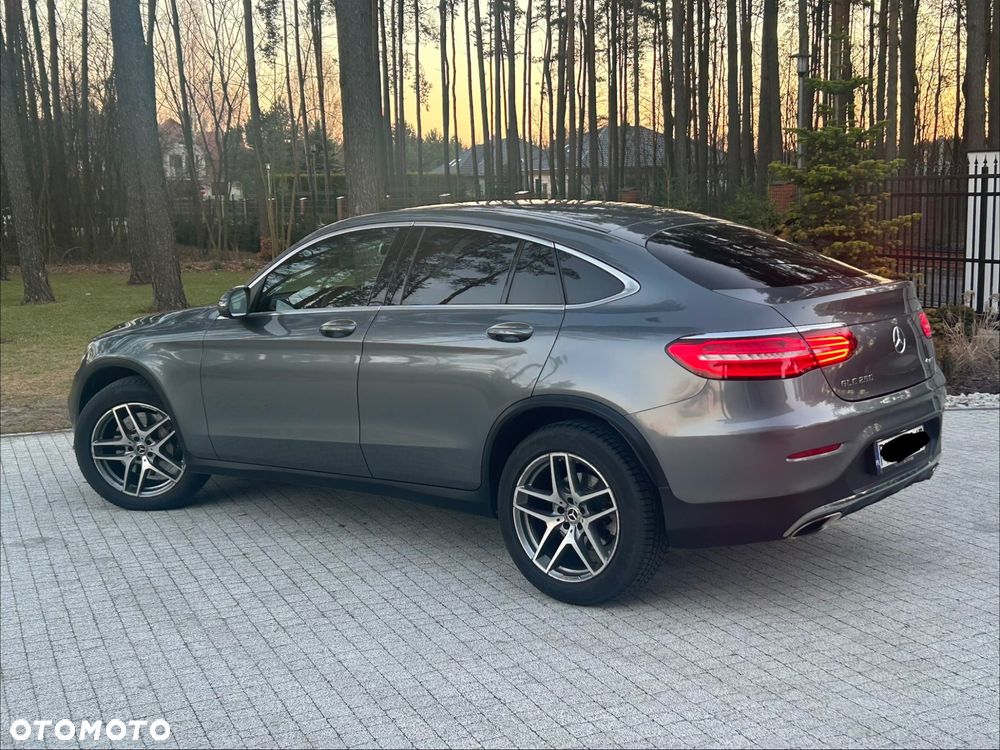 Mercedes-Benz GLC - 6