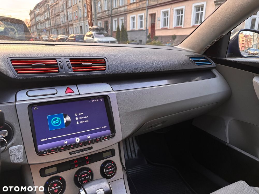 Volkswagen Passat 2.0 TDI DPF Comfortline DSG - 10