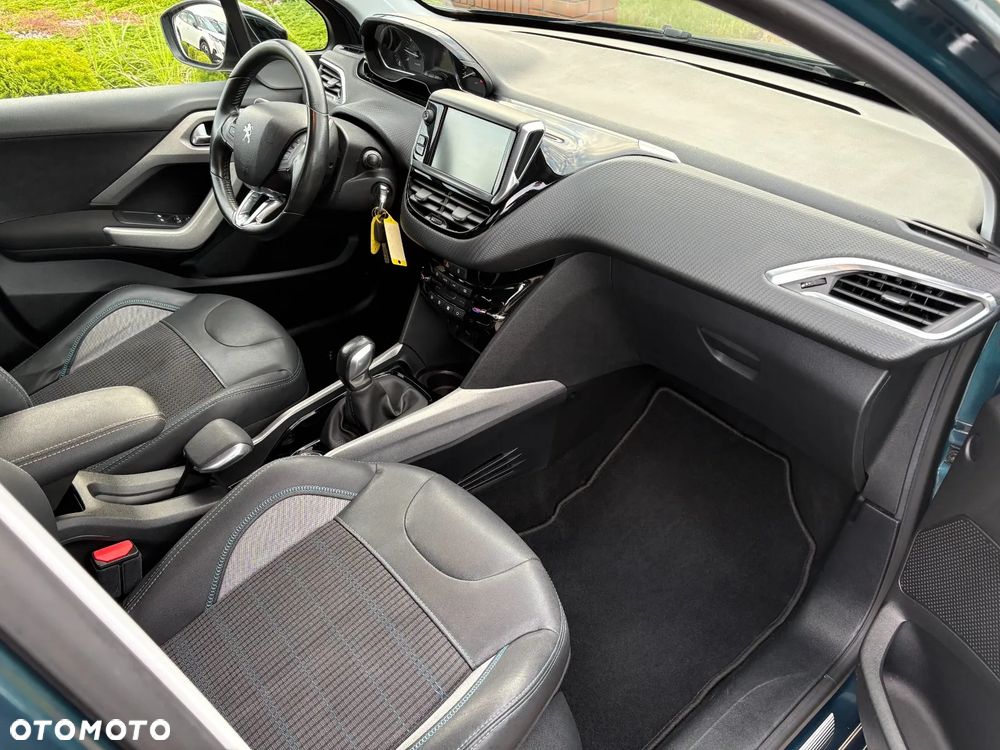 Peugeot 2008 1.2 Pure Tech Crossway S&S - 25