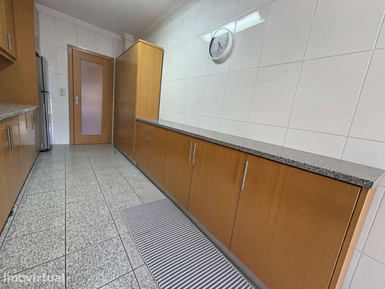 Excelente e único apartamento T3 espaçoso com 3 frentes - Grande imagem: 5/18