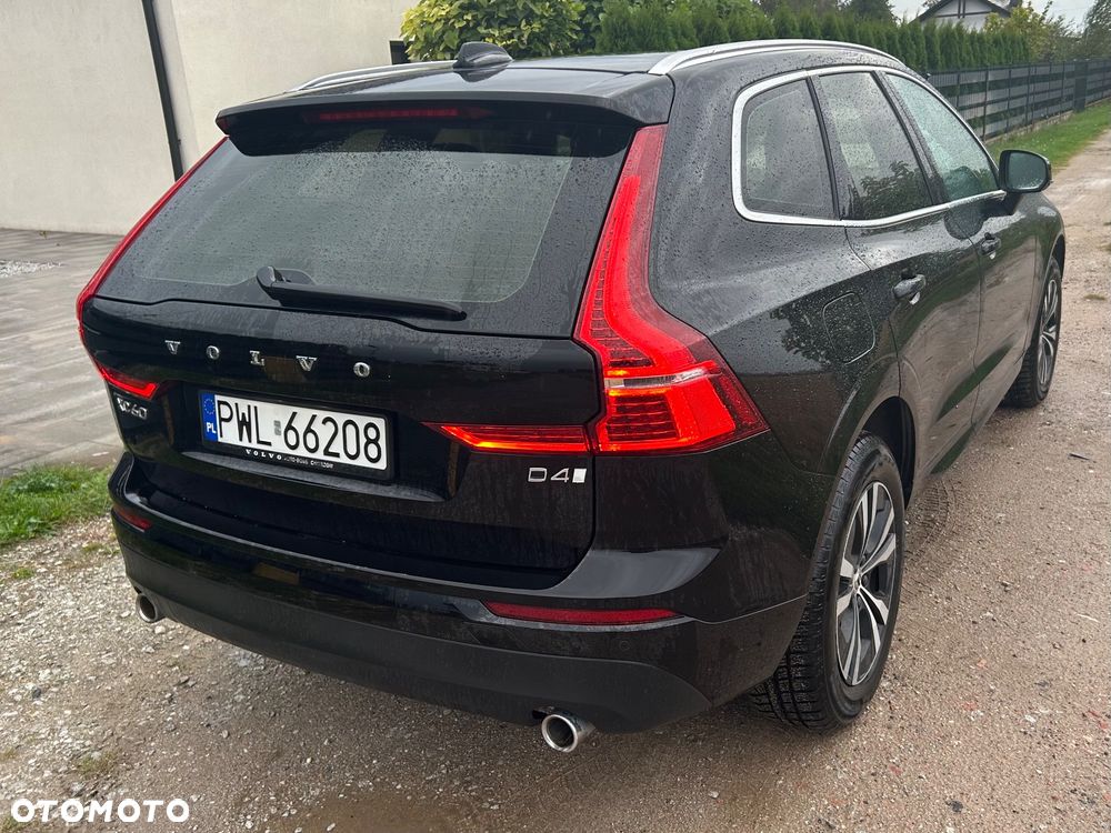 Volvo XC 60 D4 Momentum Pro - 9