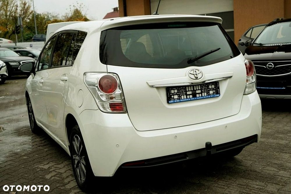 Toyota Verso - 4