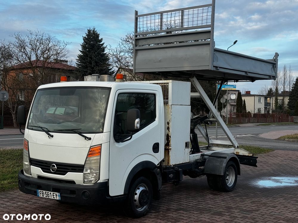 Nissan Cabstar - 4