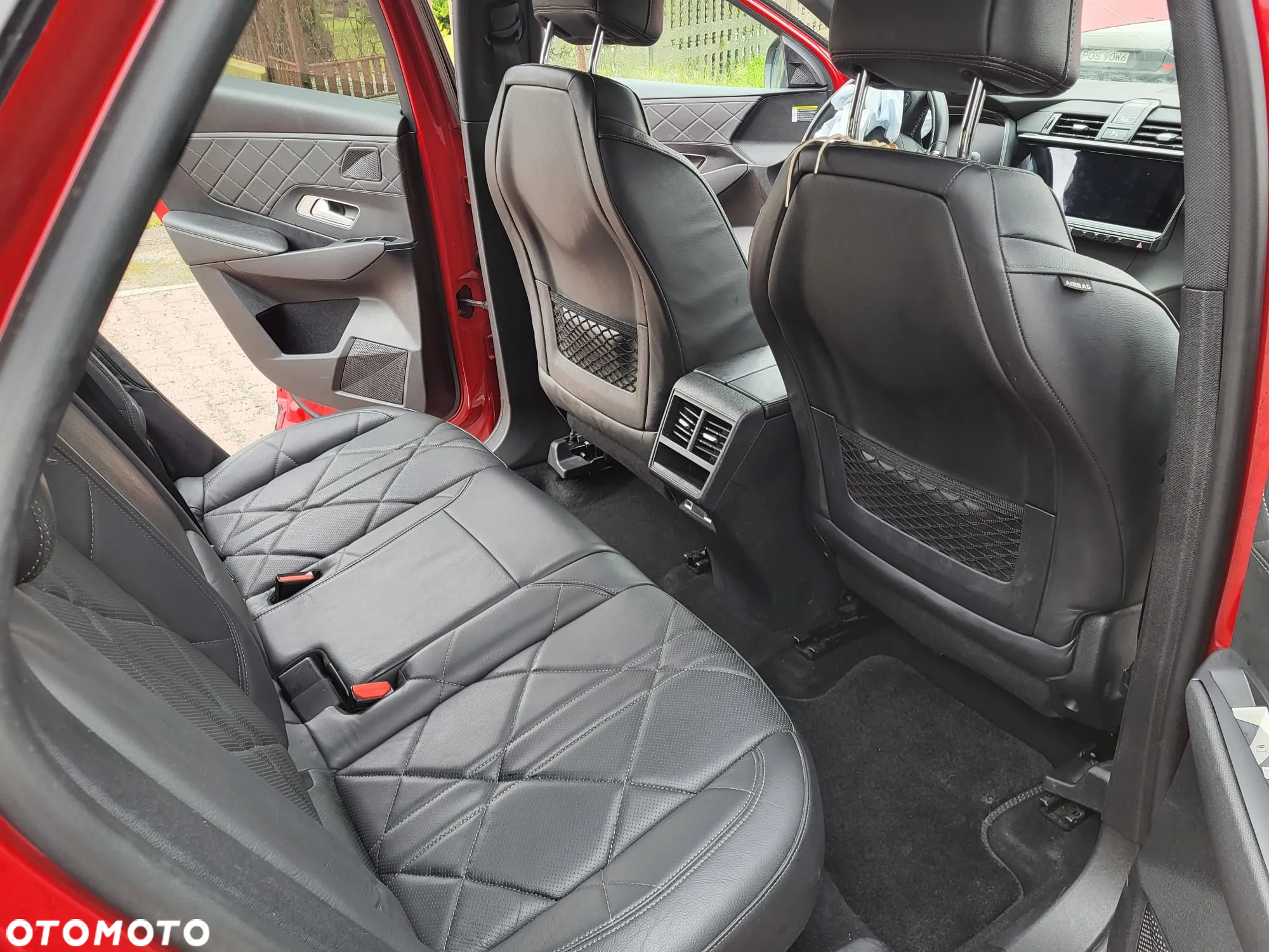 DS Automobiles DS 7 Crossback 2.0 BlueHDi Louvre - 28
