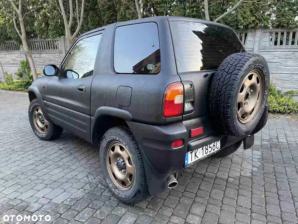 Toyota RAV4 2.0 - 2
