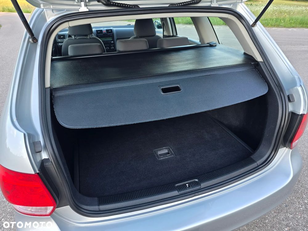 Volkswagen Golf 1.6 Edition - 30