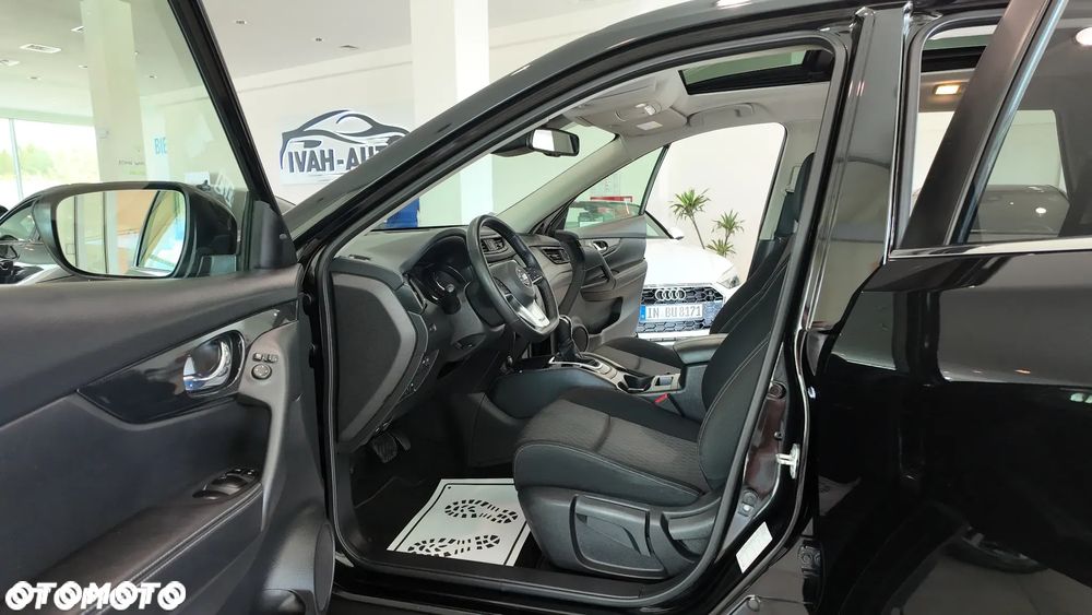 Nissan X-Trail 1.6 DCi Tekna 2WD Xtronic 7os - 23