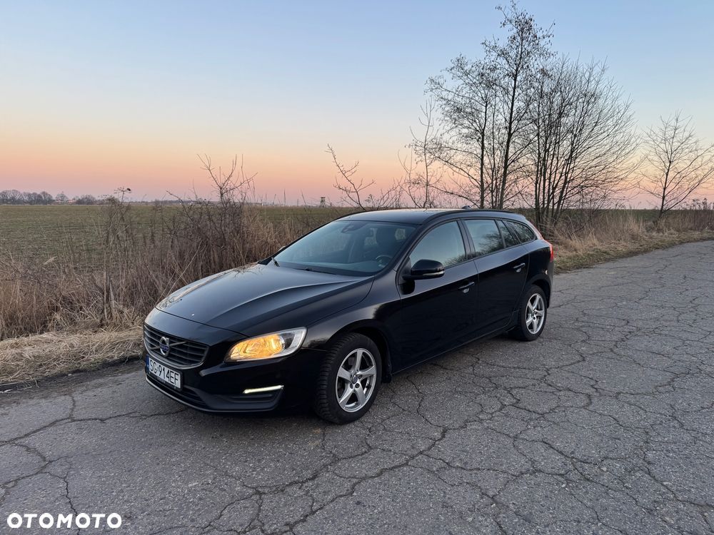 Volvo V60 D2 Momentum - 3