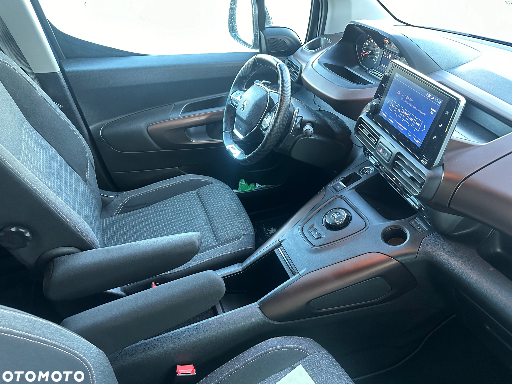 Peugeot Rifter BlueHDI 130 L2 EAT8 GT - 11