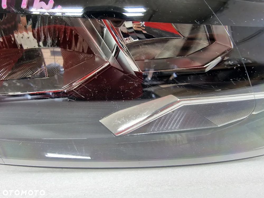 VW POLO 2G 17- PRAWA ZWYKŁA LAMPA PRZEDNIA PRZÓD , NR 2G1941006 , NR AUKCJI LL472 - 7