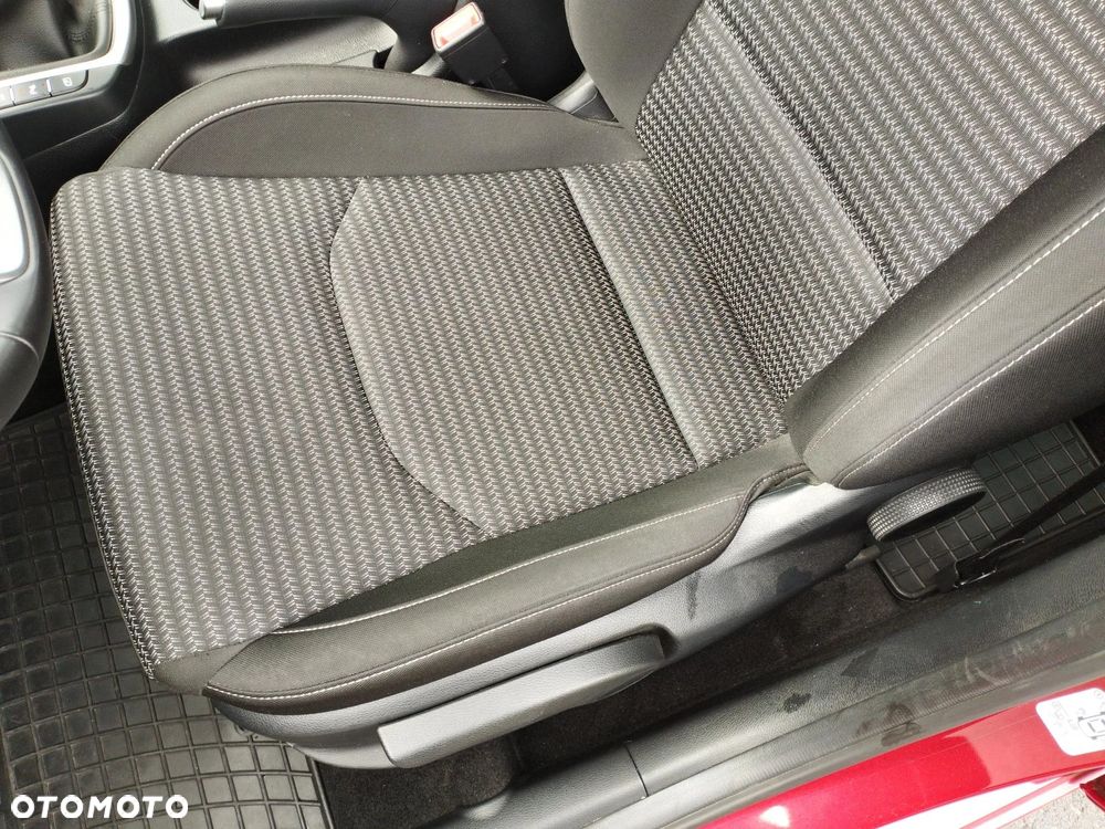 Kia Ceed 1.5 T-GDI M - 12