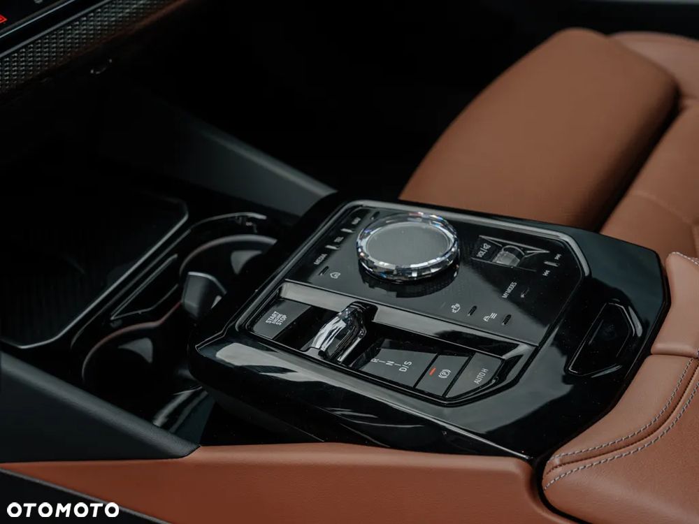 BMW Seria 5 530e xDrive - 11
