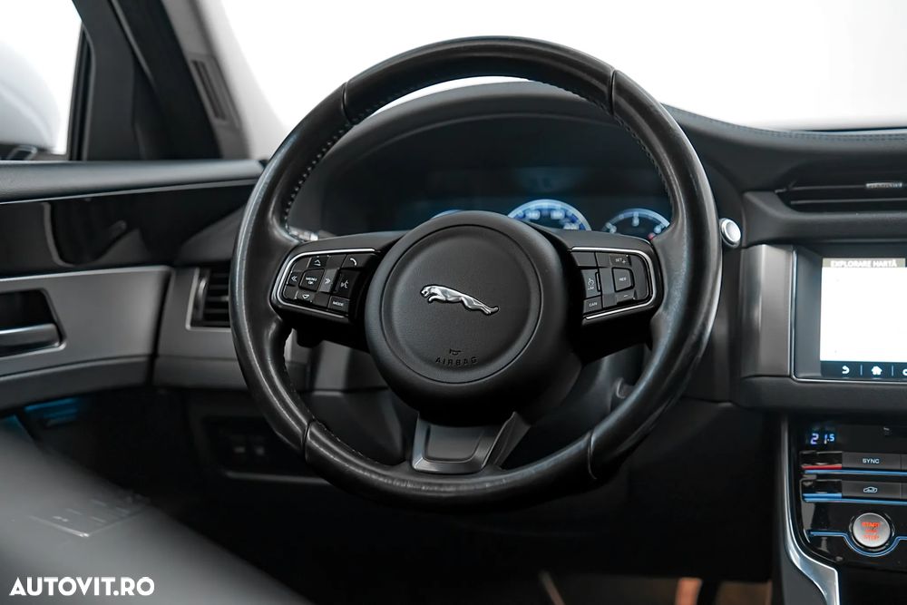 Jaguar XF 20d AWD Aut. Prestige - 21