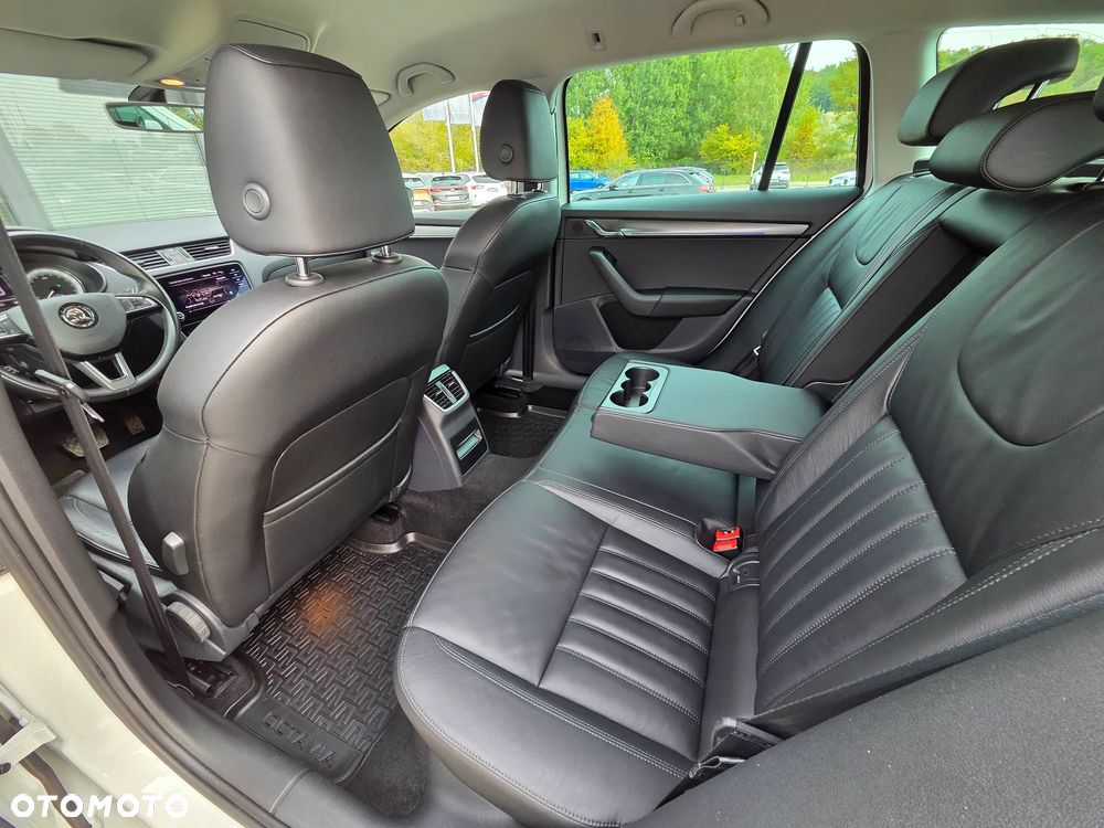 Skoda Octavia 1.5 TSI ACT Style DSG - 33