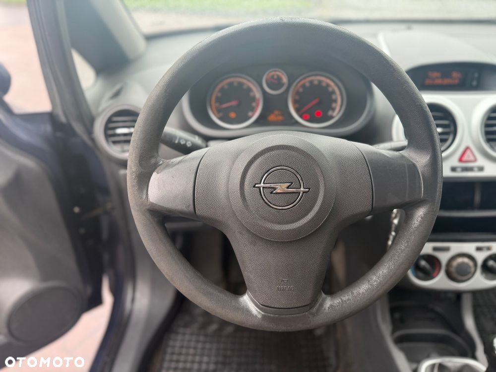Opel Corsa 1.2 16V Cosmo - 24