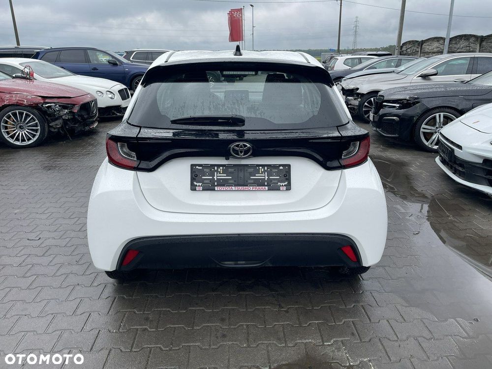 Toyota Yaris Hybrid 1.5 Active - 3