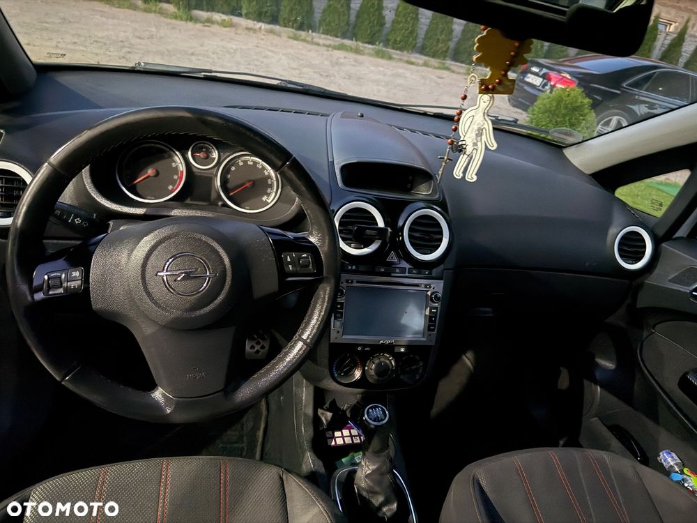 Opel Corsa - 4