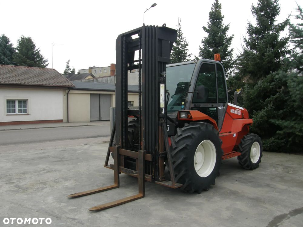 Manitou M26-4 4x4 2004 2100h maszt 10m kosz sprowadzony - 26