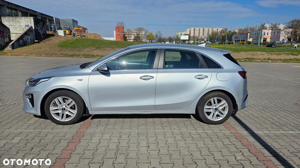 Kia Ceed 1.5 T-GDI M DCT - 4