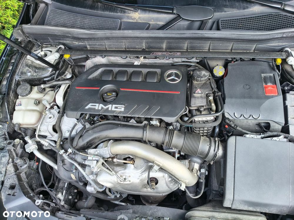 Mercedes-Benz GLB AMG 35 4-Matic - 20