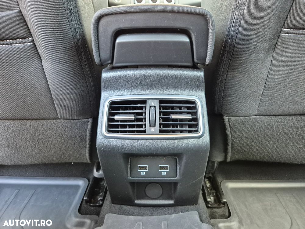 Renault Megane TCe 140 EDC GPF Equilibre - 29