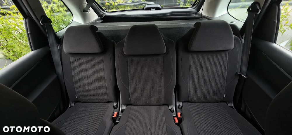 Citroën C4 Picasso 2.0 HDi Equilibre Exclusive - 4