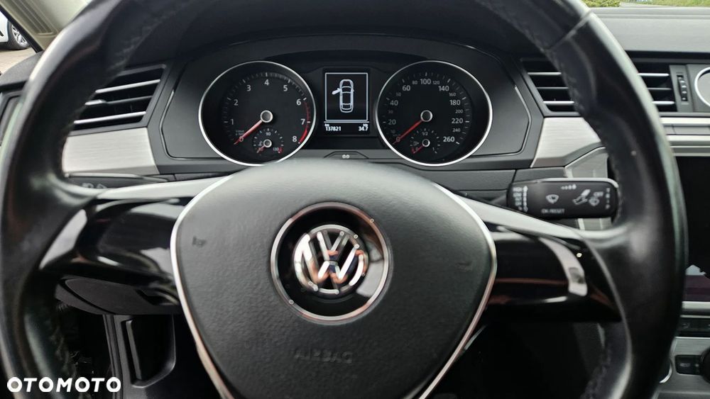 Volkswagen Passat 1.5 TSI EVO Comfortline DSG - 30