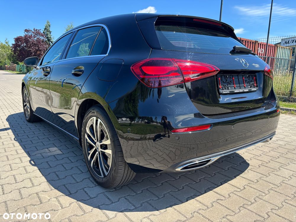 Mercedes-Benz Klasa A 180 7G-DCT Progressive Advanced - 4