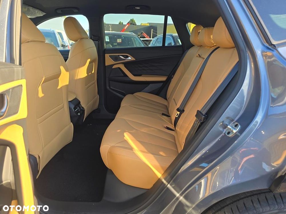 MG HS 1.5T HEV+ Exclusive - 9