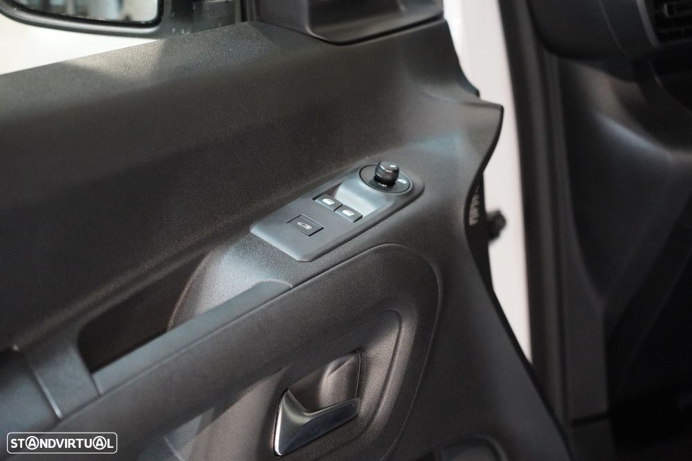 Fiat Doblo 1.5 BlueHDi Maxi EAT8 - 29