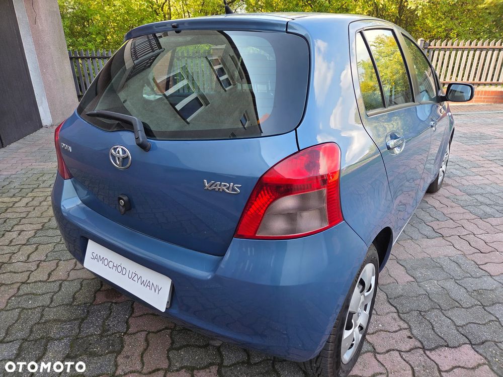 Toyota Yaris - 14