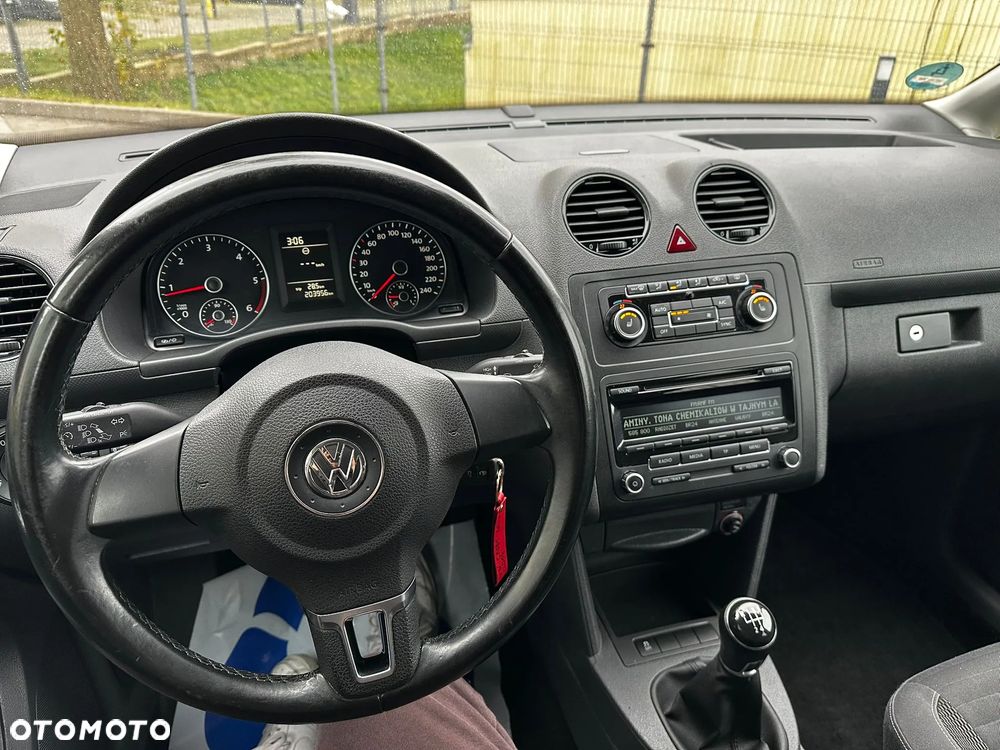 Volkswagen Caddy - 10