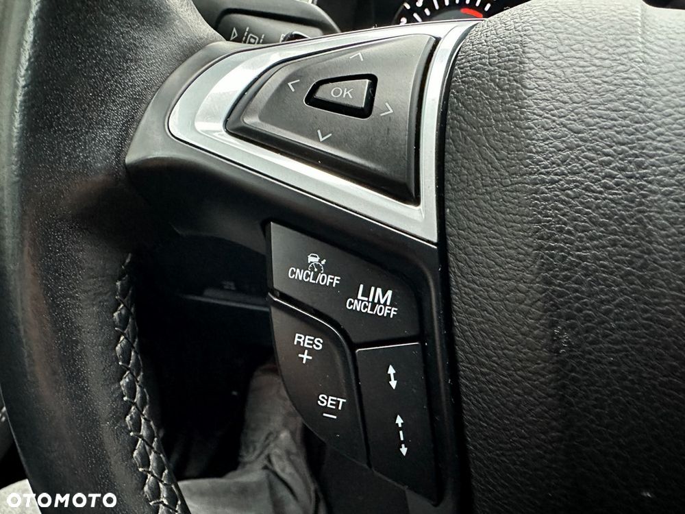 Ford S-Max 2.0 EcoBlue Titanium - 22