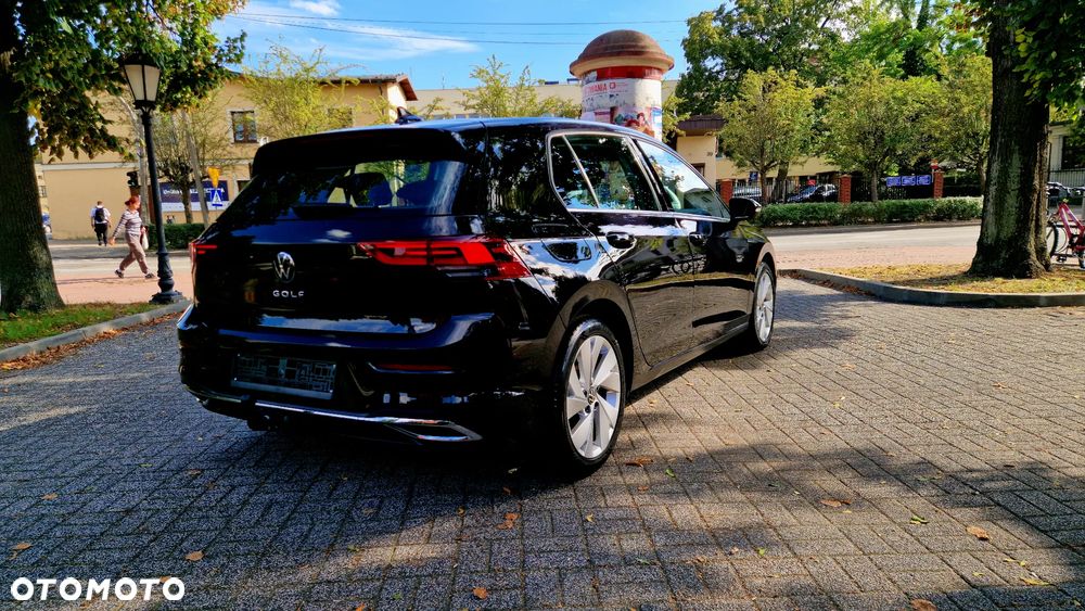 Volkswagen Golf 1.5 eTSI EVO Style DSG - 7