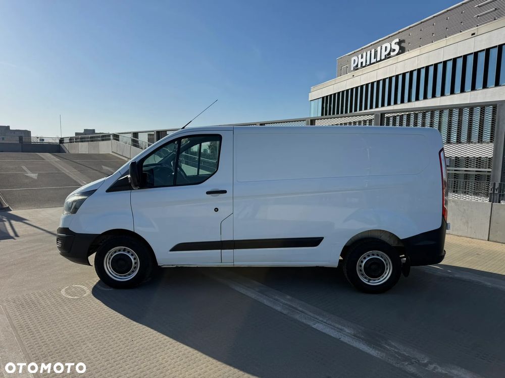 Ford Transit Custsom - 2