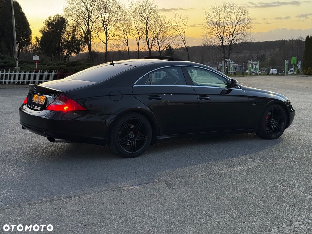 Mercedes-Benz CLS - 4